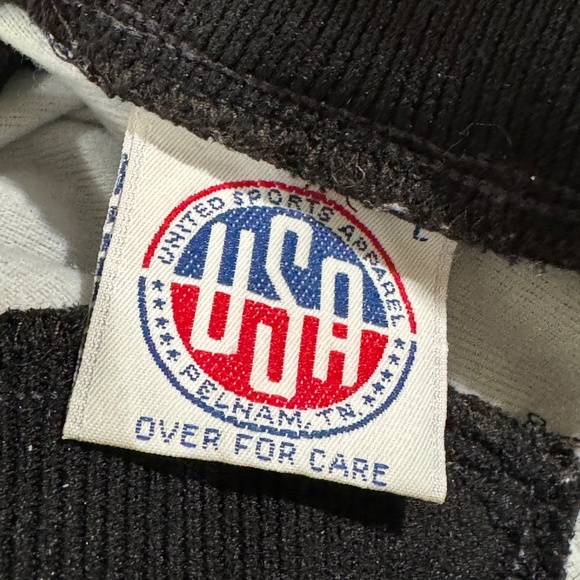 United Sport Apparel Black Windbreaker Jacket With Yellow Collar Cuff Stripes - Picture 3 of 4